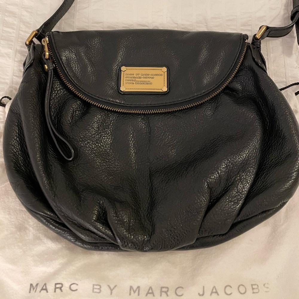 MBMJ Classic Natasha Black Crossbody